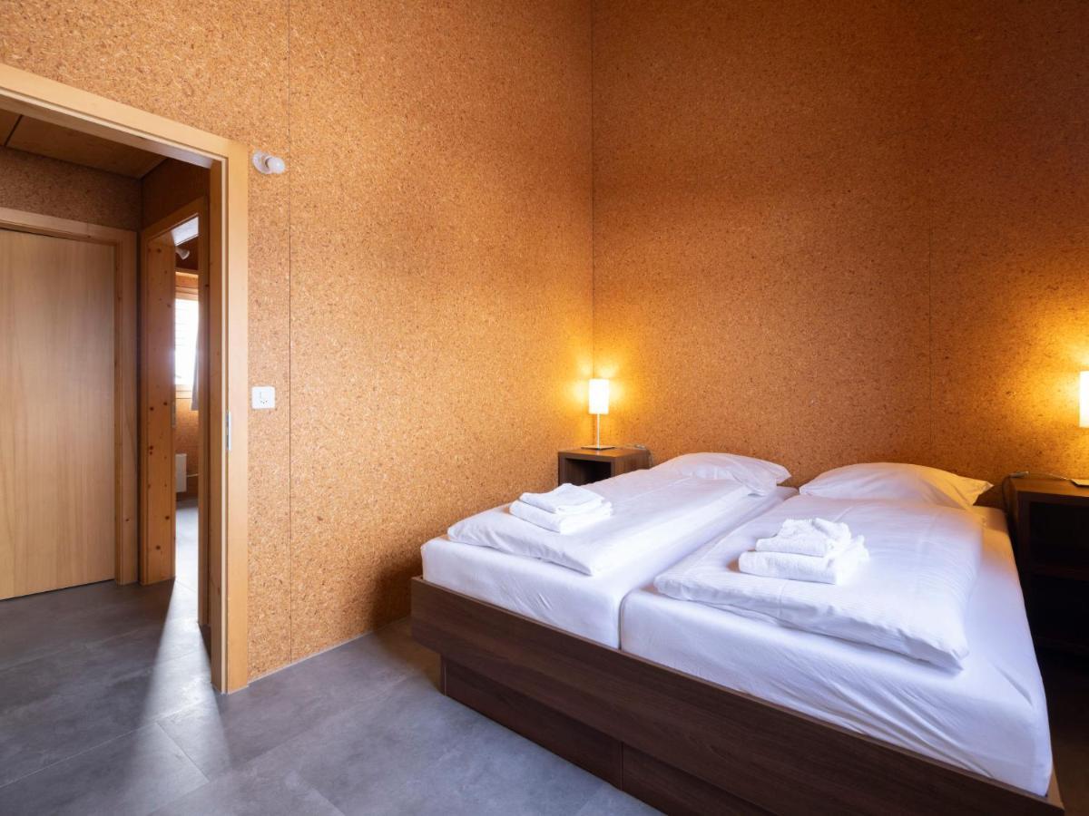 Holiday Home Komfort Aclas Maiensaess Resort-1 By Interhome Urmein ภายนอก รูปภาพ